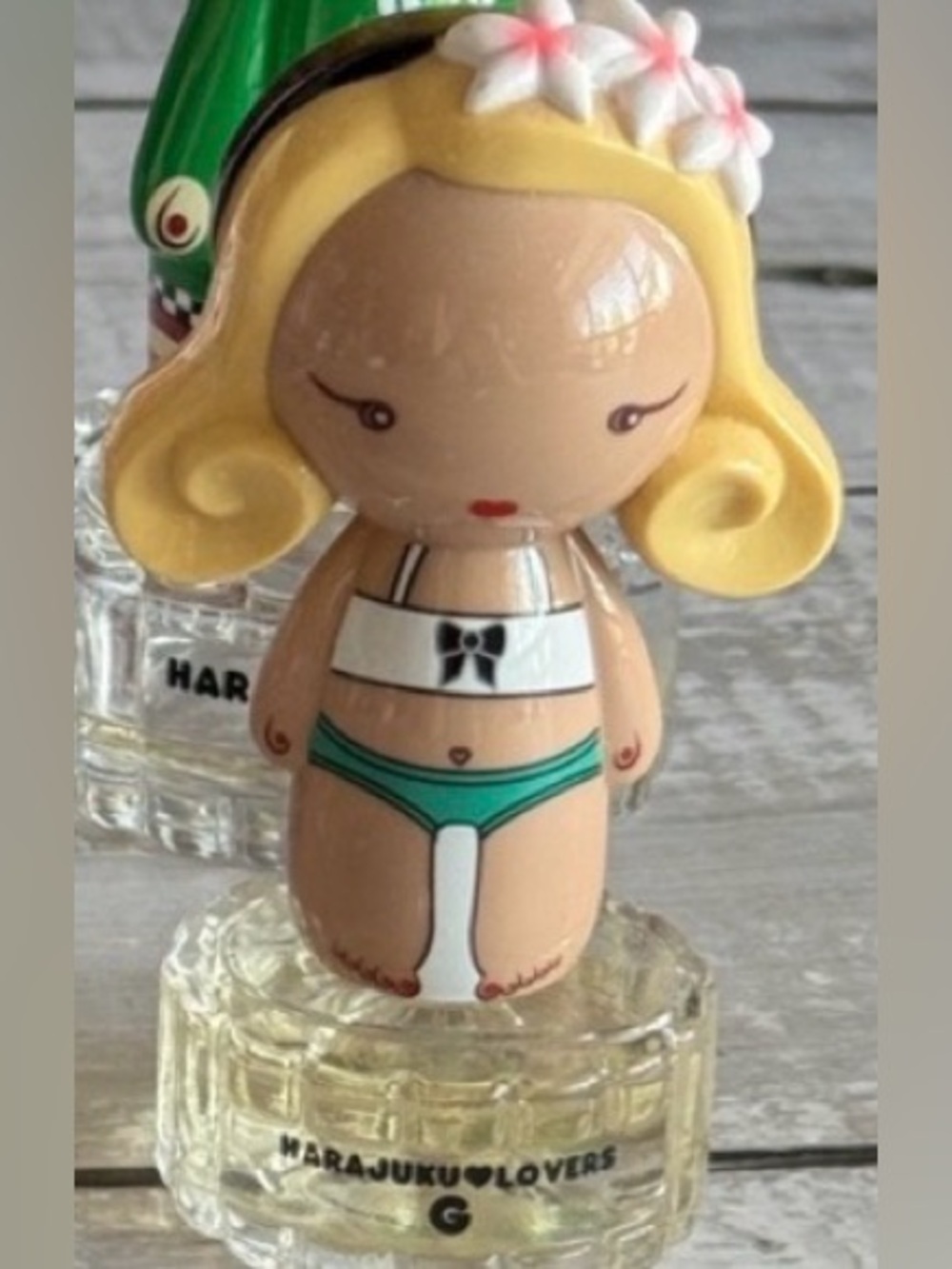 HARAJUKU - GWEN STEFFANI’S PERFUME - Y2K COLLECTIBLE